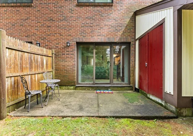 Photo 22 of Sale Pending at 20 Highwood Dr #20, Franklin, MA 02038 | MLS# 73573911 | Listing updated on 2026-10-01