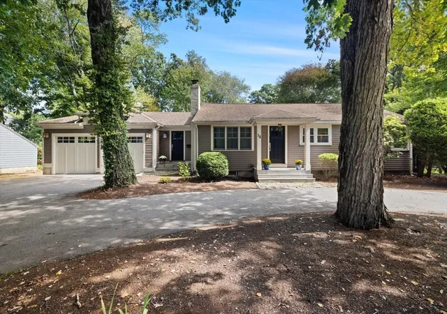 Photo 2 of Single family home for sale at 38 Hunnewell St, Needham Heights, MA 02494 | MLS# 73581810 | Listing updated on 2026-10-20
