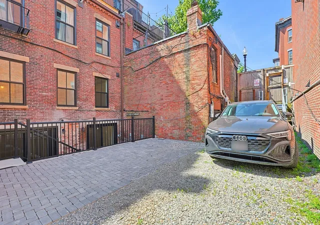Photo 2 of Condo for sale at 667 Tremont St #1, Boston, MA 02118 | MLS# 73587146 | Listing updated on 2026-10-10