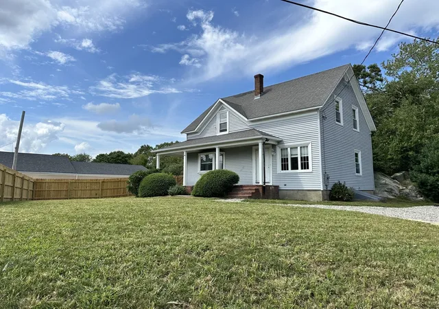 Photo 2 of Sale Pending at 202 N Quarry St, North Dartmouth, MA 02747 | MLS# 73570553 | Listing updated on 2026-10-27