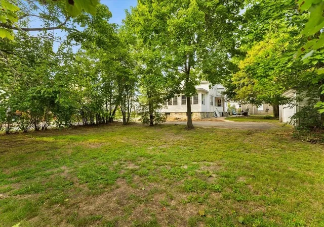 Photo 4 of Sale Pending at 94 Stamford Ave, Providence, RI 02907 | MLS# 73570643 | Listing updated on 2026-10-01