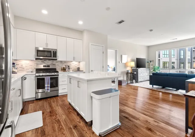 Listing Photo 3 - Condo for sale in building located at 3531 Washington, Boston, MA 02130 - Unit #304