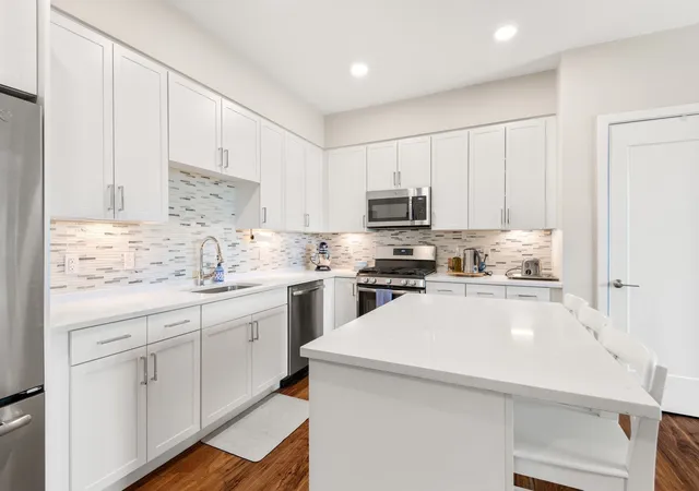 Listing Photo 5 - Condo for sale in building located at 3531 Washington, Boston, MA 02130 - Unit #304