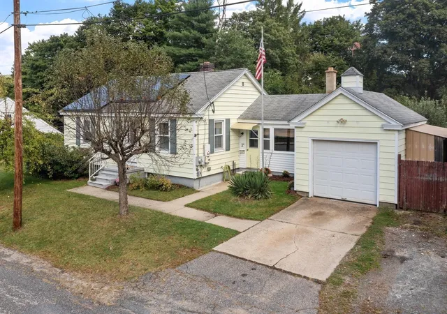 Photo 2 of Single family home for sale at 2 Hamilton St, Orange, MA 01364 | MLS# 73580412 | Listing updated on 2026-10-23