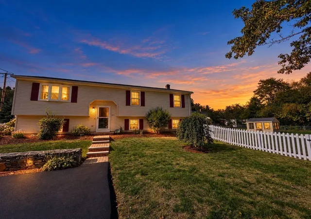 Photo 2 of Sale Pending at 475 West St, Gardner, MA 01440 | MLS# 73576201 | Listing updated on 2026-10-14