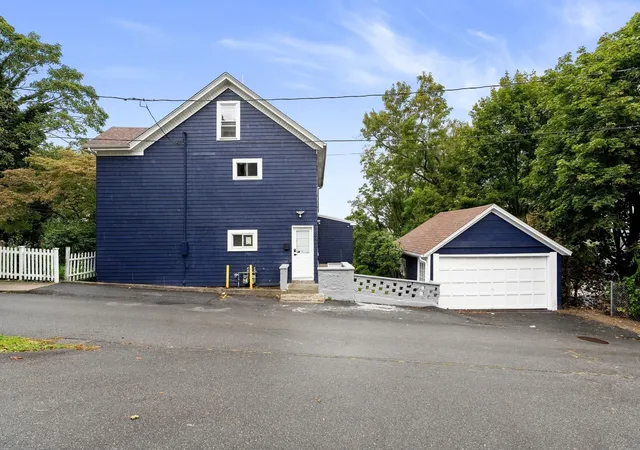 Photo 3 of Sale Pending at 376 N Underwood St, Fall River, MA 02720 | MLS# 73582030 | Listing updated on 2026-10-21