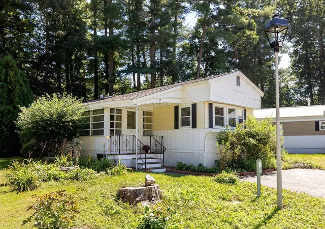 Photo 2 of Manufactured home for sale at 71 Maplewood Dr, Halifax, MA 02338 | MLS# 73574888 | Listing updated on 2026-10-02