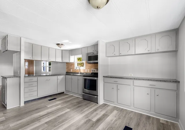 Photo 4 of Manufactured home for sale at 71 Maplewood Dr, Halifax, MA 02338 | MLS# 73574888 | Listing updated on 2026-10-02