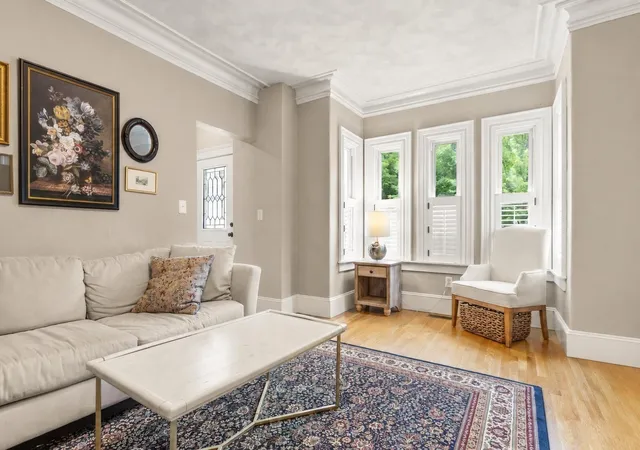 Photo 3 of Single family home for sale at 258 Cross St, Winchester, MA 01890 | MLS# 73575764 | Listing updated on 2026-09-15