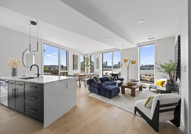 40 William Kelly Sq, 40 William Kelly Sq, Boston, MA 02128