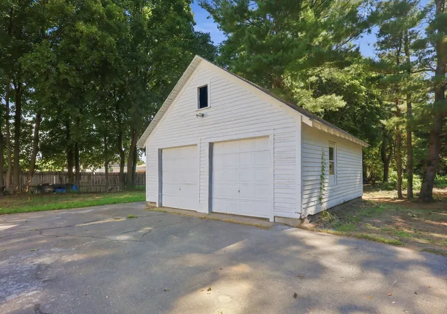 Photo 3 of Multi family home for sale at 814 College Hwy, Southwick, MA 01077 | MLS# 73572286 | Listing updated on 2026-09-05