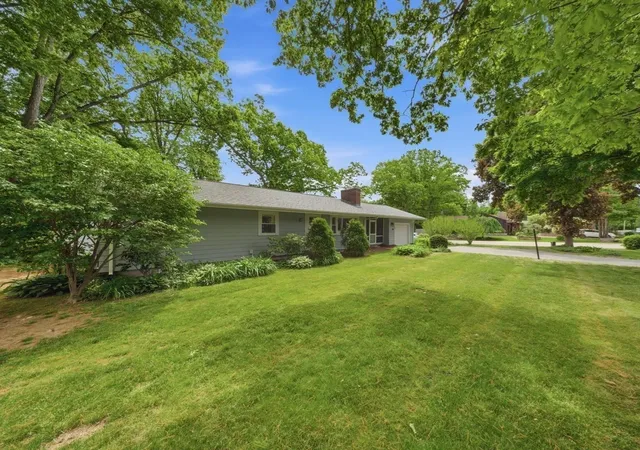 Photo 3 of Sale Pending at 209 Mount Hope St, North Attleboro, MA 02760 | MLS# 73574899 | Listing updated on 2026-09-15