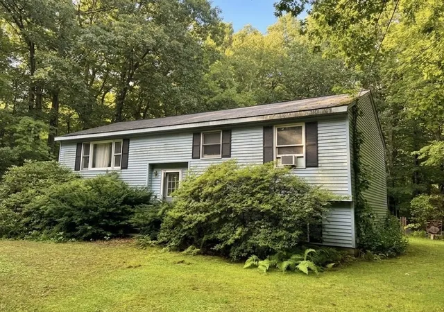 Photo 2 of Sale Pending at 94 Long Hl Rd, Brookfield, MA 01506 | MLS# 73570886 | Listing updated on 2026-09-29