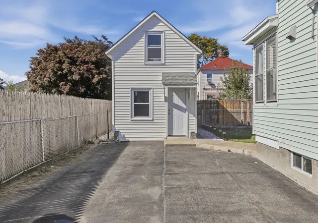 Photo 3 of Multi family home for sale at 40 Bunker Hl Ave, Lowell, MA 01850 | MLS# 73589368 | Listing updated on 2026-10-12