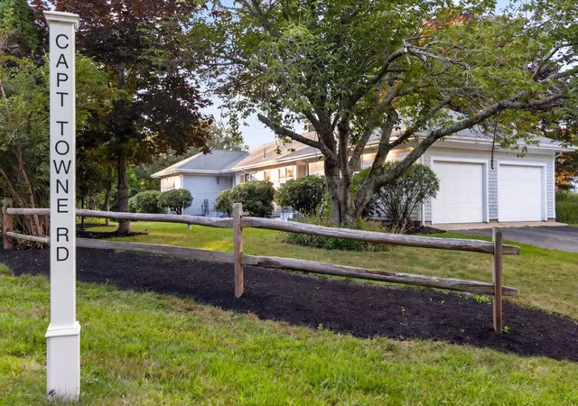 Photo 3 of Single family home for sale at 2 Captain Towne Rd, East Sandwich, MA 02537 | MLS# 73584791 | Listing updated on 2026-10-26