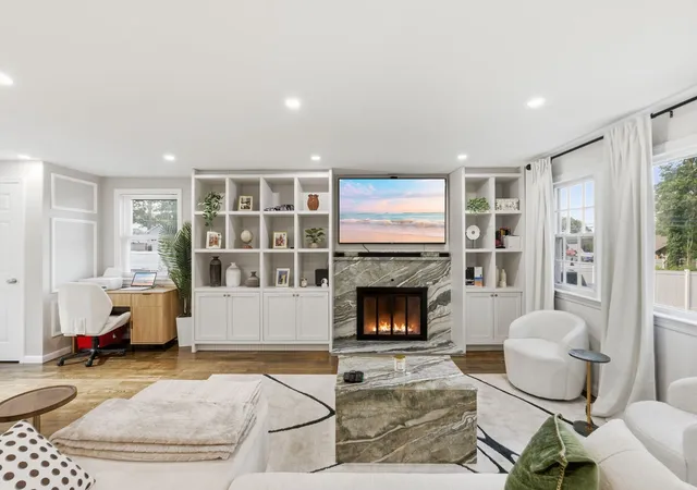Photo 2 of Single family home for sale at 100 Farm St, Bellingham, MA 02019 | MLS# 73572385 | Listing updated on 2026-09-13