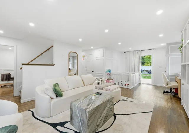 Photo 3 of Single family home for sale at 100 Farm St, Bellingham, MA 02019 | MLS# 73572385 | Listing updated on 2026-09-13