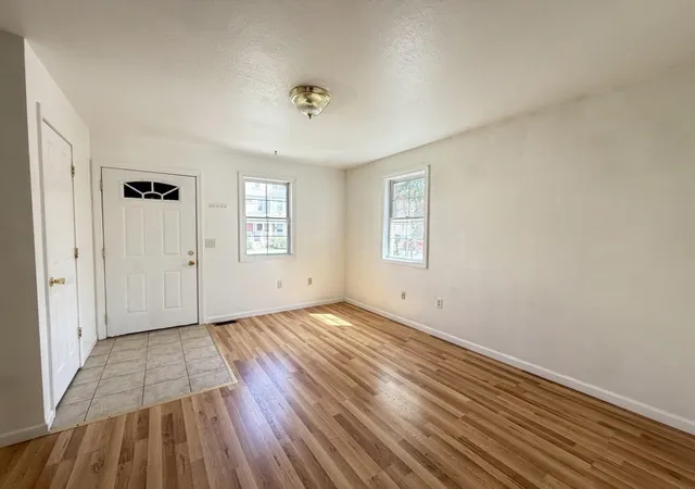 Photo 2 of House for sale at 52-54 Reed St, Springfield, MA 01109 | MLS# 73576148 | Listing updated on 2026-09-11