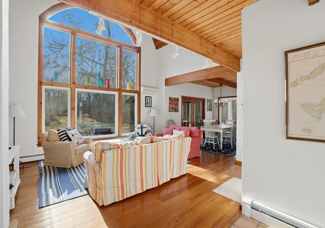 Photo 4 of Single family home for sale at 43 N Slope Ln, Chilmark, MA 02535 | MLS# 73573563 | Listing updated on 2026-09-12