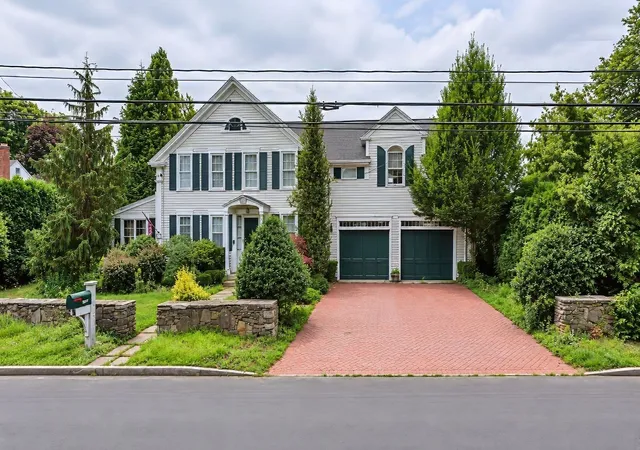 Photo 1 of Single family home for sale at 307 Slocum Raod, North Dartmouth, MA 02747 | MLS# 73582843 | Listing updated on 2026-10-30