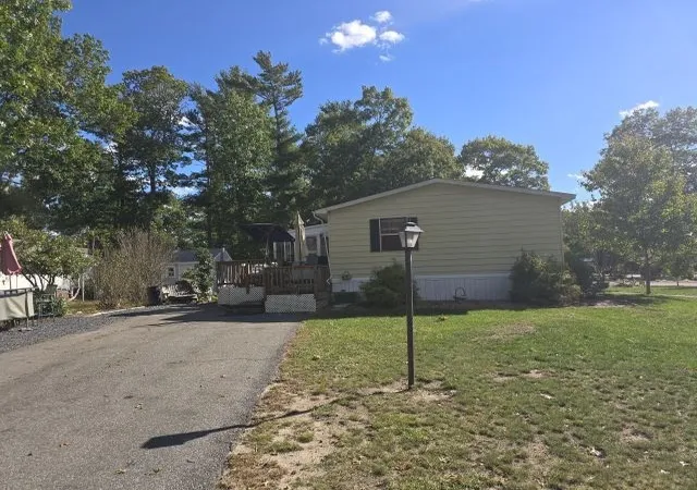 Photo 4 of Manufactured home for sale at 39-9 S Meadow Village Rd, Carver, MA 02330 | MLS# 73589529 | Listing updated on 2026-10-16