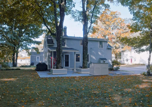 Photo 2 of Sale Pending at 20 Charlton St, Sturbridge, MA 01566 | MLS# 73580228 | Listing updated on 2026-10-07