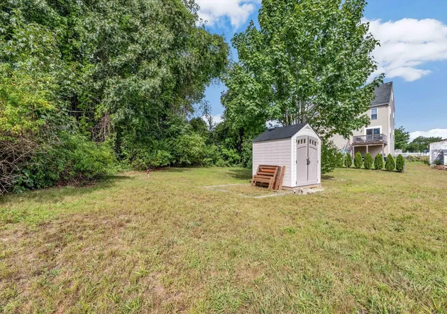 Photo 3 of Single family home for sale at 4 Cherry St, Wareham, MA 02571 | MLS# 73572246 | Listing updated on 2026-09-06