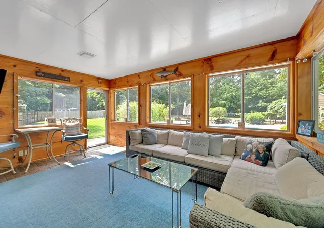 Photo 4 of Sale Pending at 86 Edgewater Dr, Pembroke, MA 02359 | MLS# 73570506 | Listing updated on 2026-09-06