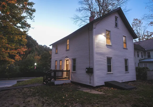 Photo 4 of Single family home for sale at 227 Deerfield St, Greenfield, MA 01301 | MLS# 73589467 | Listing updated on 2026-10-15