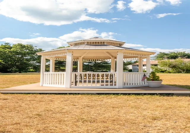 Photo 2 of Condo for sale at 4 Beals Cvs Rd #G, Hingham, MA 02043 | MLS# 73574796 | Listing updated on 2026-10-02