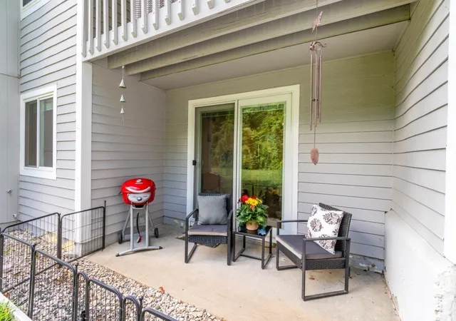 Photo 3 of Condo for sale at 4 Beals Cvs Rd #G, Hingham, MA 02043 | MLS# 73574796 | Listing updated on 2026-10-02