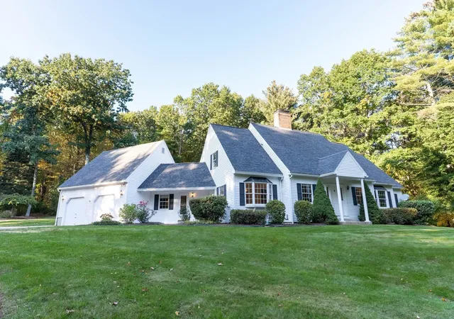 Photo 2 of Single family home for sale at 80 Old E Brookfield Rd, North Brookfield, MA 01535 | MLS# 73588778 | Listing updated on 2026-10-15