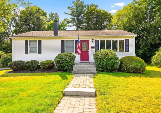 Photo 2 of Single family home for sale at 4 Orchard Dr, North Reading, MA 01864 | MLS# 73575175 | Listing updated on 2026-09-14