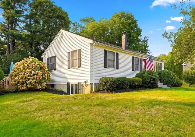 Photo 3 of Single family home for sale at 4 Orchard Dr, North Reading, MA 01864 | MLS# 73575175 | Listing updated on 2026-09-14