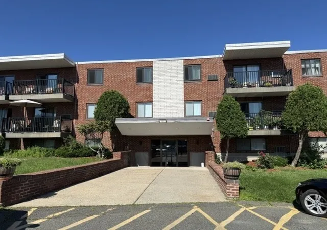 Photo 2 of Condo for sale at 100 Governors Dr #2, Winthrop, MA 02152 | MLS# 73583670 | Listing updated on 2026-10-15