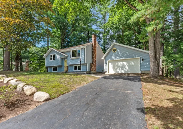 Photo 2 of Sale Pending at 3 Jason Cir, North Attleboro, MA 02760 | MLS# 73572533 | Listing updated on 2026-09-30