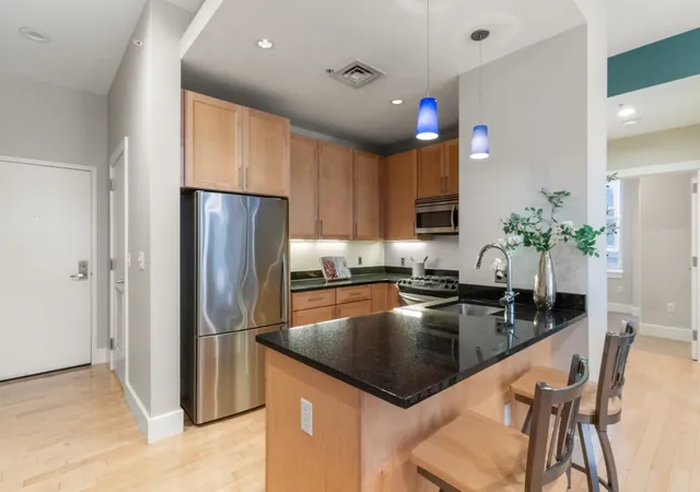 Photo 3 of Condo for sale at 70 Lincoln St #L219, Boston, MA 02111 | MLS# 73578930 | Listing updated on 2026-10-18
