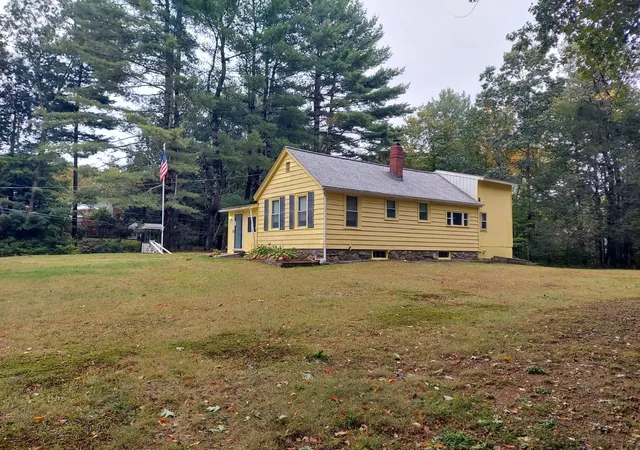 Photo 1 of Single family home for sale at 226 Pine St, Leicester, MA 01524 | MLS# 73584080 | Listing updated on 2026-10-11