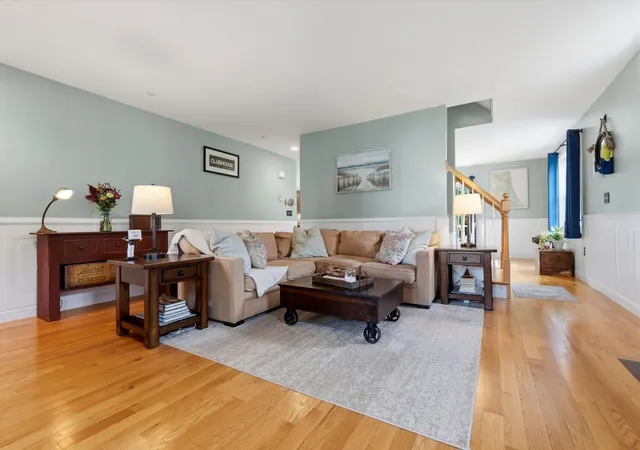 Photo 2 of Sale Pending at 9 Comanche Cir #11, Haverhill, MA 01835 | MLS# 73574381 | Listing updated on 2026-09-16