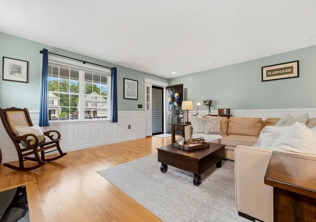 Photo 3 of Sale Pending at 9 Comanche Cir #11, Haverhill, MA 01835 | MLS# 73574381 | Listing updated on 2026-09-16