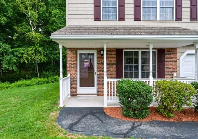 Photo 4 of Condo for sale at 78 Eagle Dr #78, Tewksbury, MA 01876 | MLS# 73570934 | Listing updated on 2026-09-14
