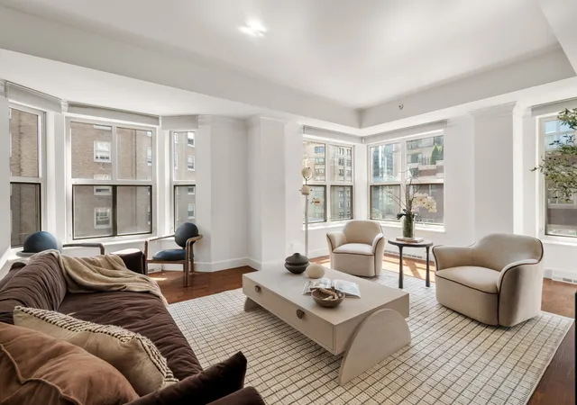 Listing Photo 4 - Condo for sale in building located at 300 Boylston Swtreet, Boston, MA 02116 - Unit #711
