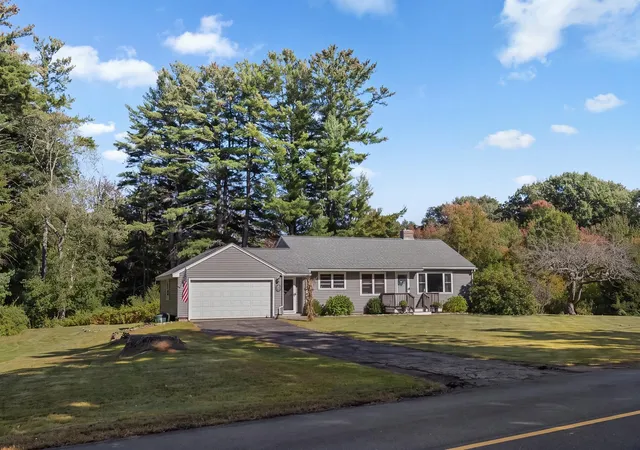 Photo 2 of Sale Pending at 39 E Charlton Rd, Spencer, MA 01562 | MLS# 73582638 | Listing updated on 2026-10-27