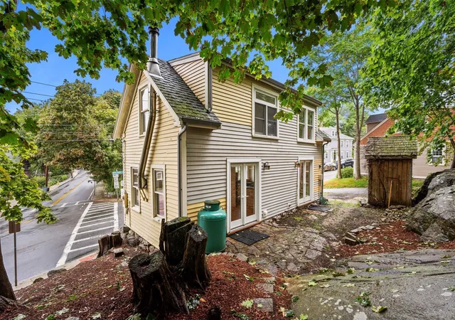 Photo 3 of Single family home for sale at 1105 Washington, Gloucester, MA 01930 | MLS# 73572060 | Listing updated on 2026-09-14