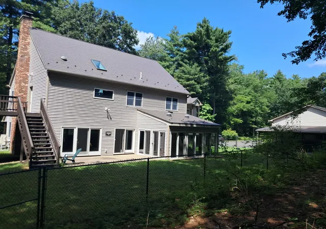 Photo 3 of Single family home for sale at 55 Howard St, Lunenburg, MA 01462 | MLS# 73572916 | Listing updated on 2026-09-12