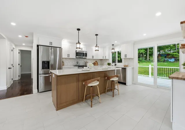 Photo 3 of Single family home for sale at 19 Linwood Dr, Wilbraham, MA 01095 | MLS# 73575418 | Listing updated on 2026-09-27