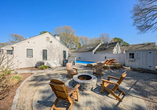 Photo 4 of Single family home for sale at 59 Mashie Cir, Mashpee, MA 02649 | MLS# 73574846 | Listing updated on 2026-09-29