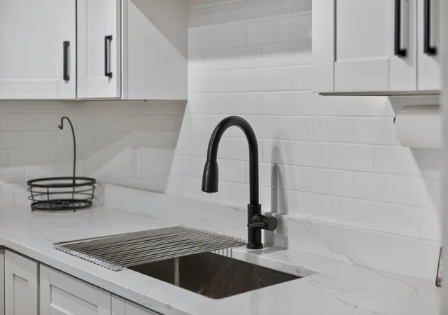 Listing Photo 4 - Condo for sale in building located at 42 Old Colony Wy, Orleans, MA 02653 - Unit #30