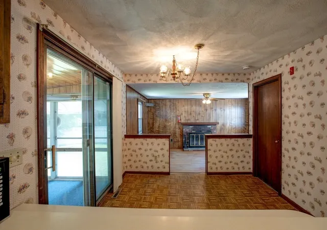 Photo 4 of Single family home for sale at 67 Ivy Ln, Whitinsville, MA 01588 | MLS# 73571305 | Listing updated on 2026-09-06