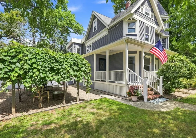Photo 3 of Multi family home for sale at 1161 Franklin St, Stoneham, MA 02180 | MLS# 73570972 | Listing updated on 2026-09-14